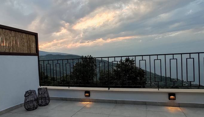 Peri Elxis Luxury Suites