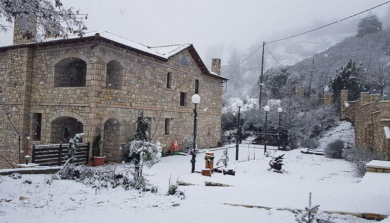 Petra & Elato Art Hotel