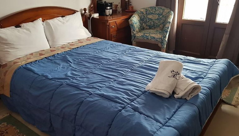 Petra & Elato Art Hotel