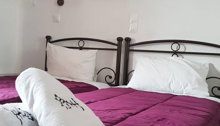 Petra & Elato Art Hotel