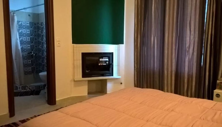 Petra & Elato Art Hotel