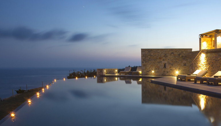 5* Petra & Fos Hotel - Οίτυλο, Μάνη
