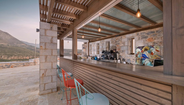 5* Petra & Fos Hotel - Οίτυλο, Μάνη