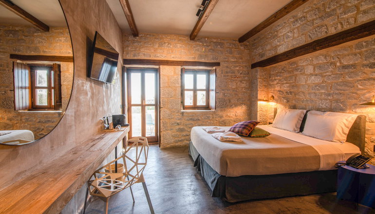 5* Petra & Fos Hotel - Οίτυλο, Μάνη