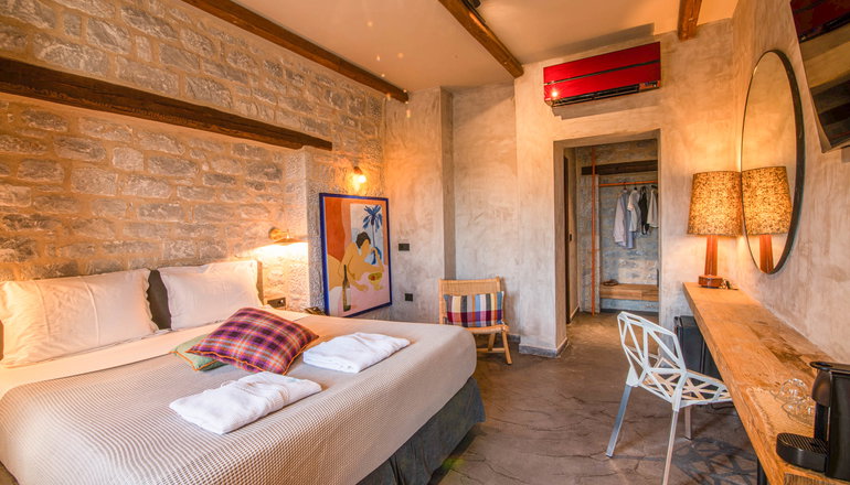 5* Petra & Fos Hotel - Οίτυλο, Μάνη