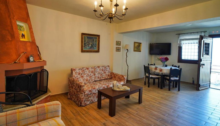 Petradi Hotel