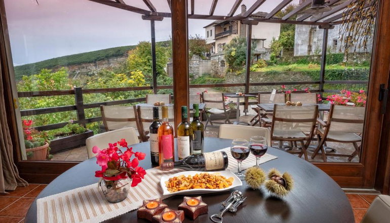 Petradi Hotel