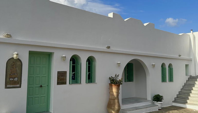 Petradi Hotel