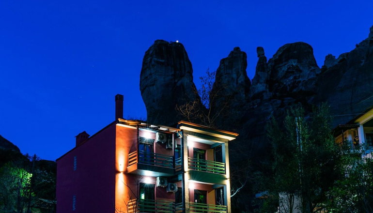 Elia Deluxe Accommodation