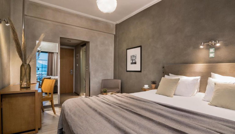 Phoenix Hotel