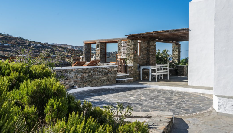 Plakoto House
