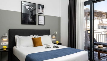 Play Theatrou a member of Brown Hotels - Αθήνα