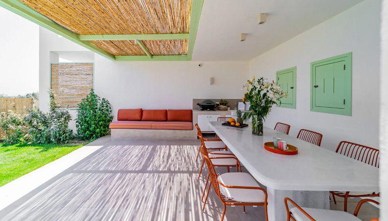Plioni Villas