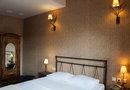 Polys Guesthouse
