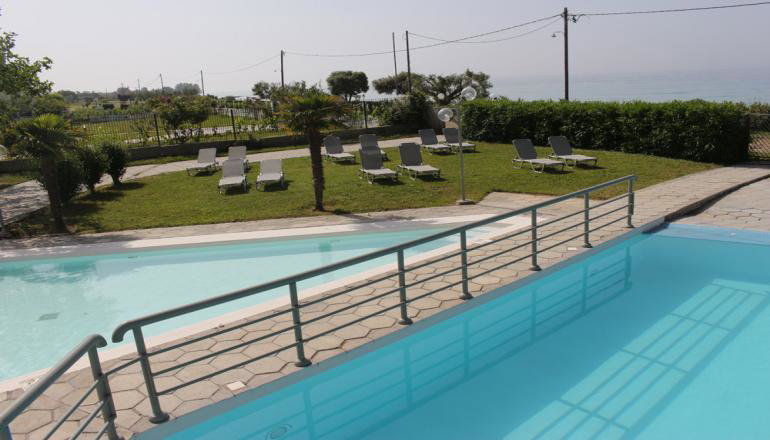 4* Skion Palace Beach Hotel