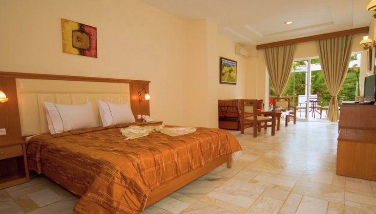 Porfi Beach Hotel - Νικήτη, Χαλκιδική
