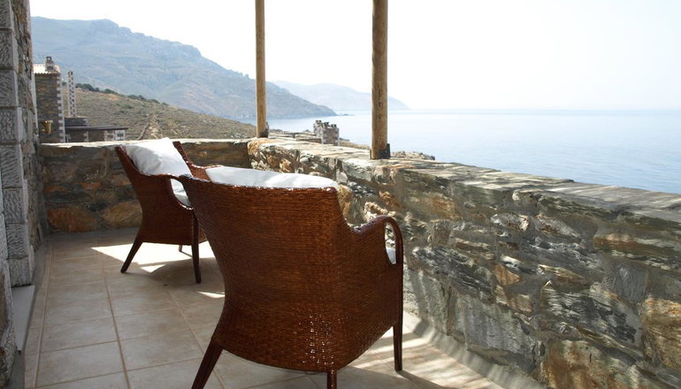 4* Porto Mani Suites