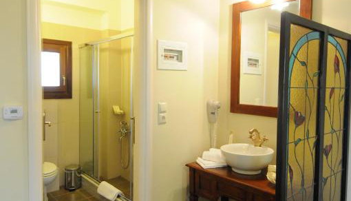 4* Porto Mani Suites