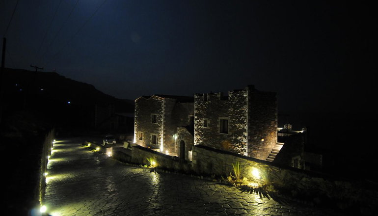 4* Porto Mani Suites