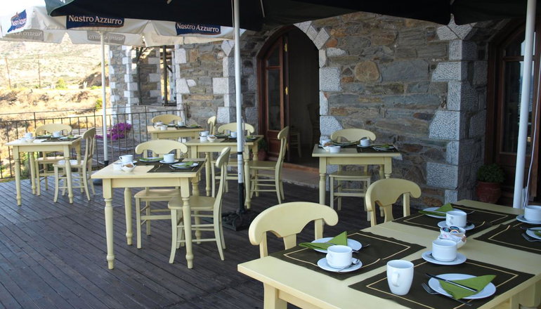 4* Porto Mani Suites