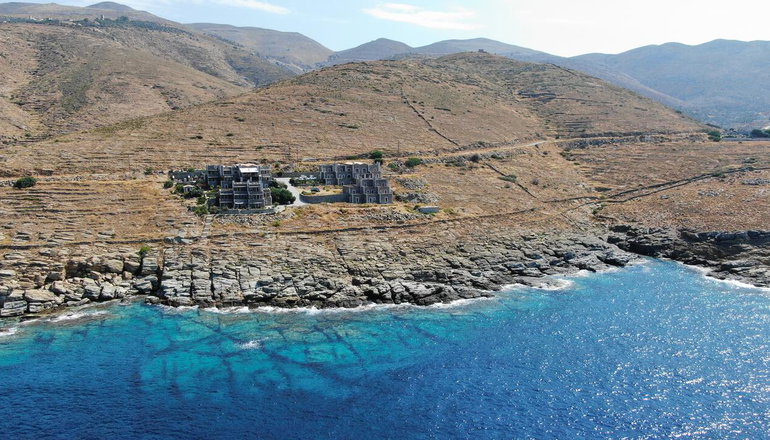 4* Porto Mani Suites