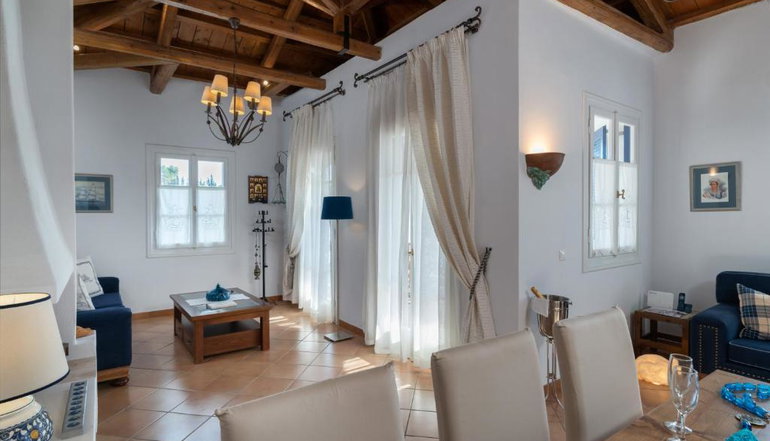 Porto Vecchio Luxury Suites Spetses