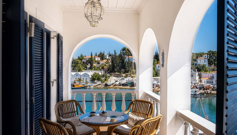 Porto Vecchio Luxury Suites - Σπέτσες