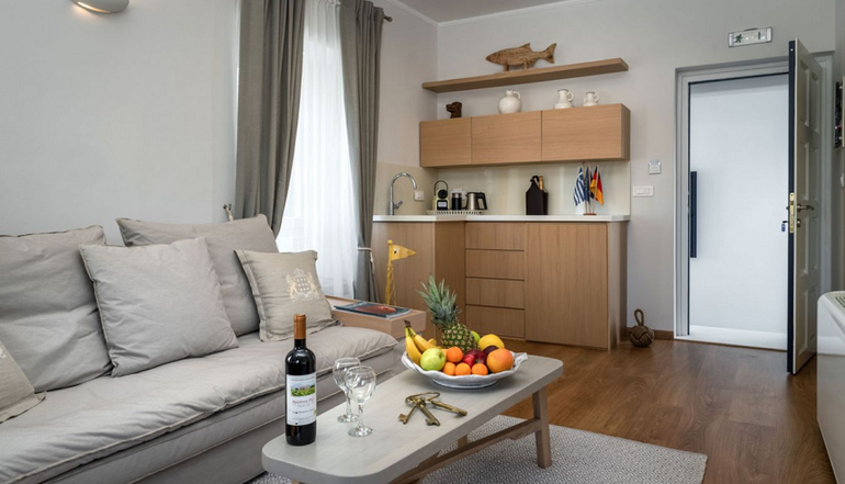 Porto Vecchio Luxury Suites Spetses