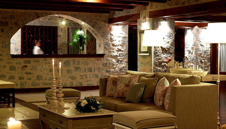 Porto Vitilo Boutique Hotel - Οίτυλο, Μάνη