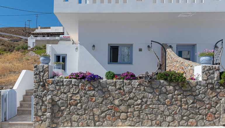 Provenzo Apartments & Suites - Πέρα Γιαλός, Αστυπάλαια