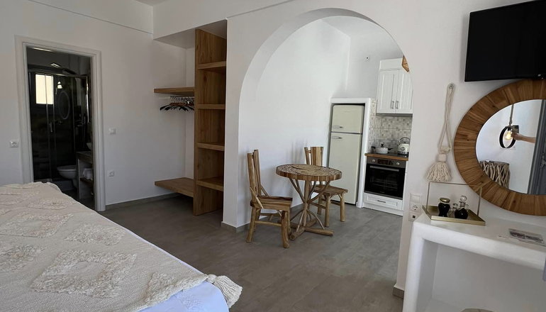 Provenzo Apartments & Suites - Πέρα Γιαλός, Αστυπάλαια