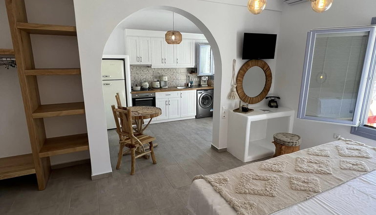 Provenzo Apartments & Suites - Πέρα Γιαλός, Αστυπάλαια