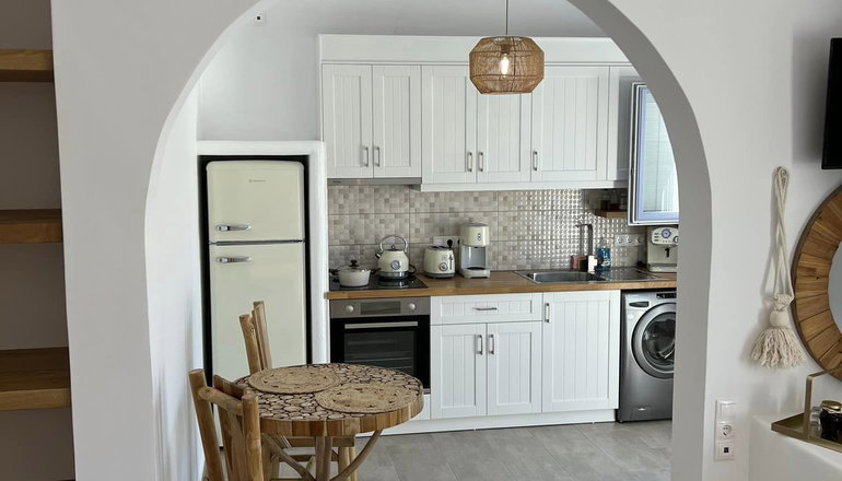 Provenzo Apartments & Suites - Πέρα Γιαλός, Αστυπάλαια