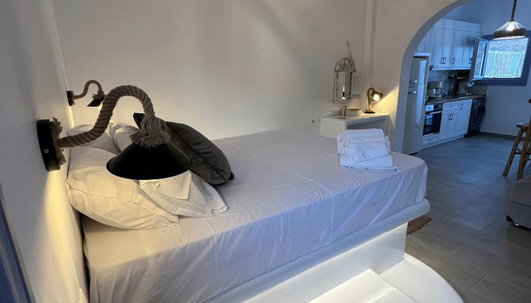 Provenzo Apartments & Suites - Πέρα Γιαλός, Αστυπάλαια
