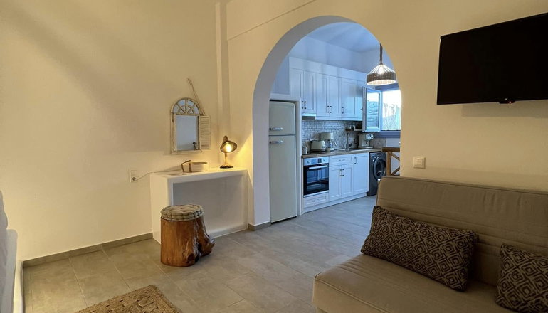 Provenzo Apartments & Suites - Πέρα Γιαλός, Αστυπάλαια
