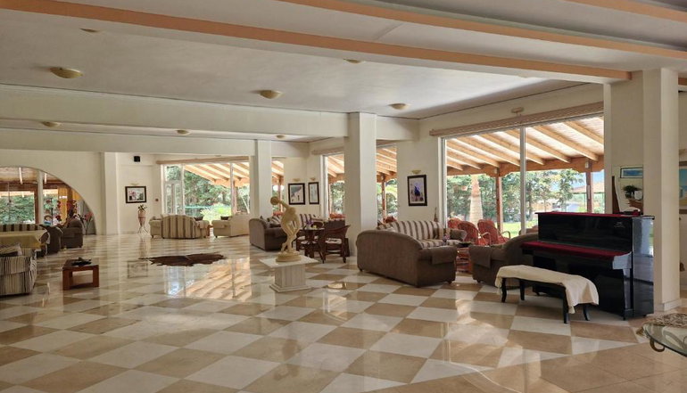 Regina Hotel