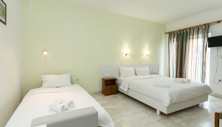 Revekka Rooms B&B