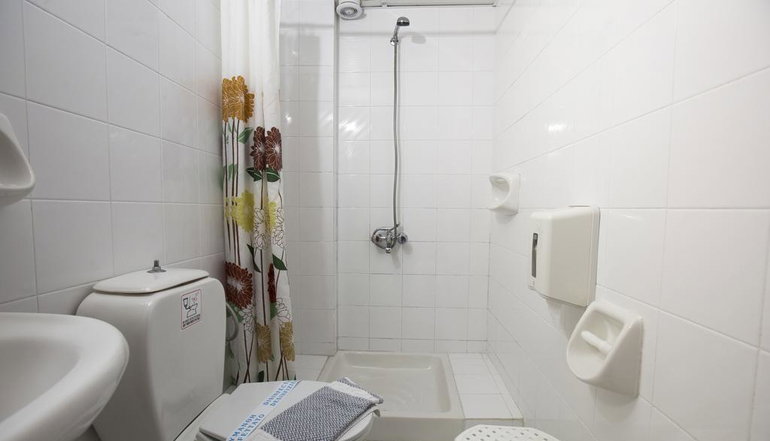Revekka Rooms B&B