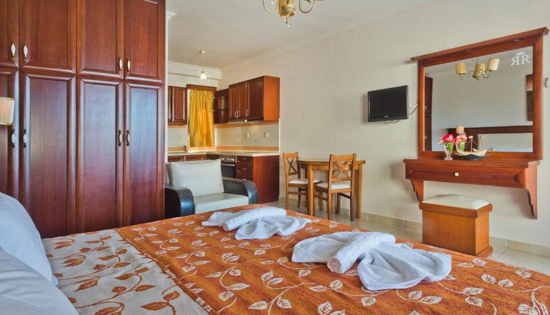 4* Royal Beach Hotel - Αρκάσα, Κάρπαθος