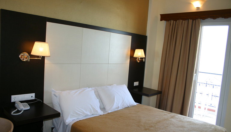 4* Samos City Hotel