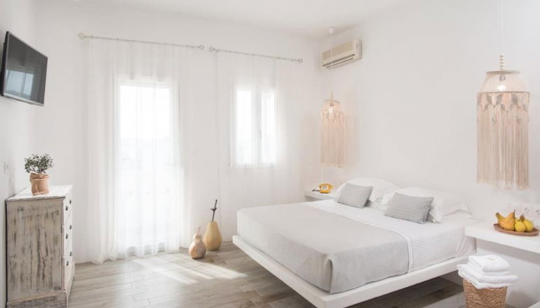 4* Santa Maria Village Milos