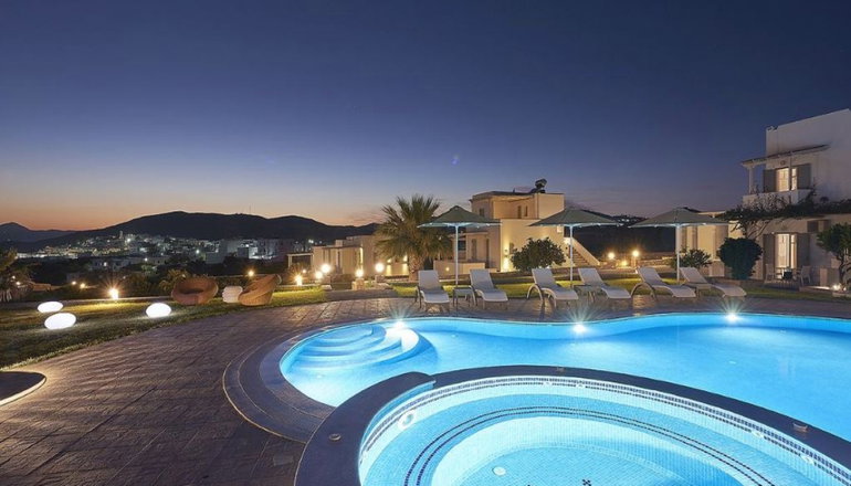 4* Santa Maria Village Milos
