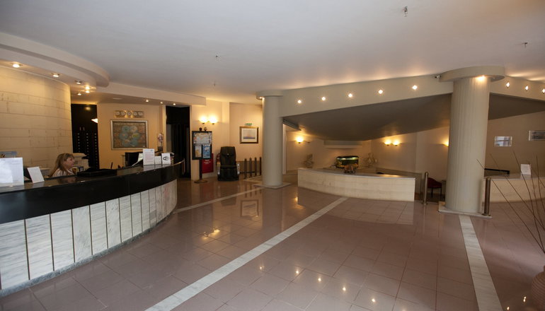 4* Santa Marina Hotel