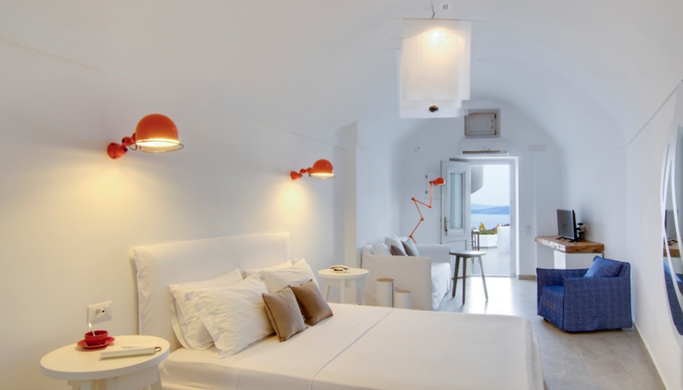5* Santorini Secret Suites & Spa