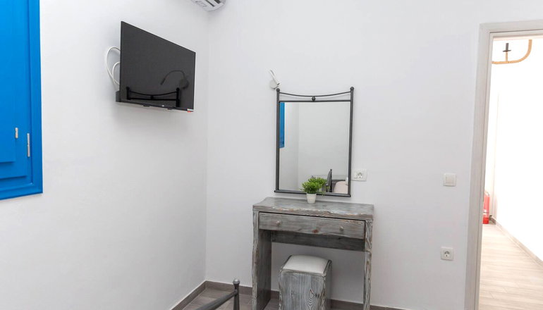 Santorita Suites
