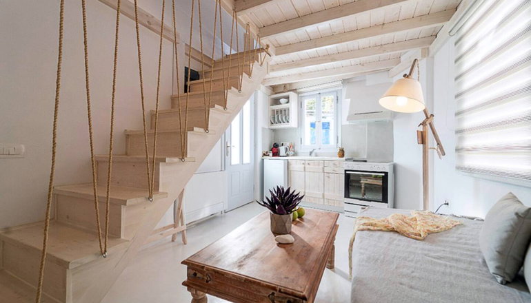 Santorita Suites