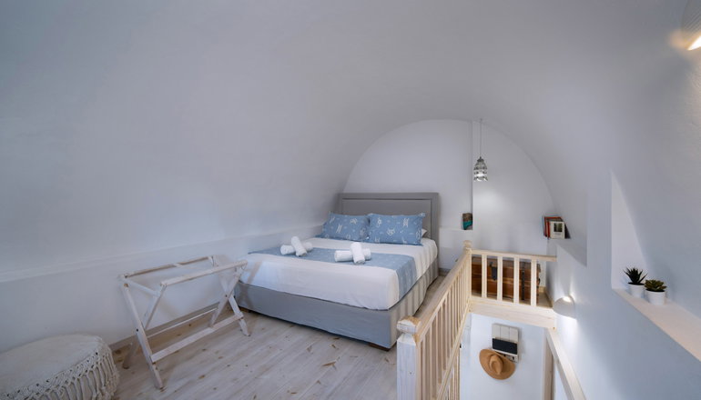 Santorita Suites