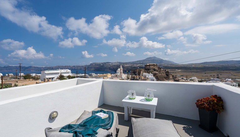 Santorita Suites