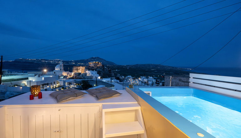 Santorita Suites