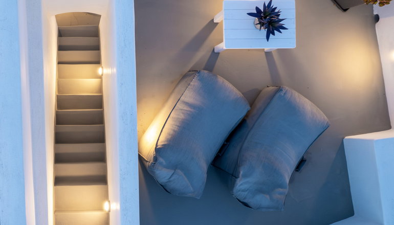 Santorita Suites